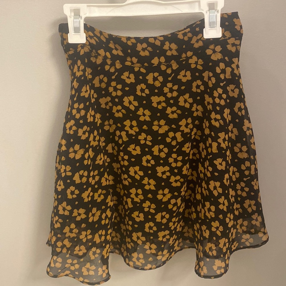 urban outfitters flower skirt